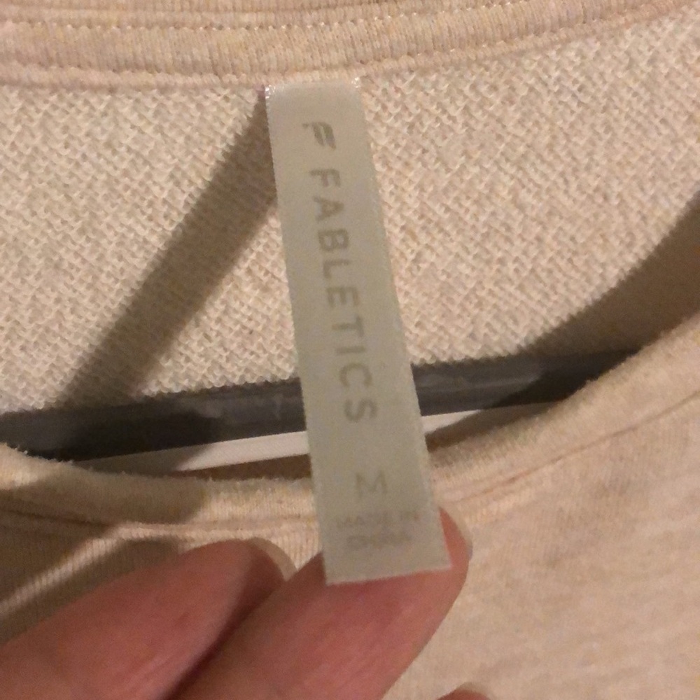 Cropped Sweatshirt - Picture 2 of 3